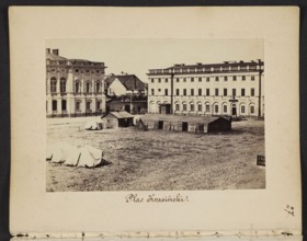 Warsaw. Krasinski Square View of the square with a fragment of the Krasinski Palace designed by