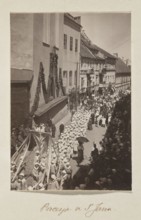 Procession at St. John's Church; photograph, 1916, Vilnius; subject: processions at St. John's