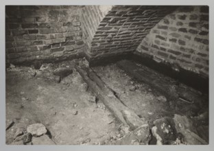 Vilnius. Cathedral — interior of the royal crypt, photograph by Jan Bulhak 1876–1950, Archcathedral