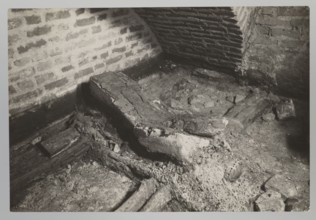 Vilnius. Cathedral — interior of the royal crypt, Bulhak, Jan 1876–1950; Archcathedral Basilica of