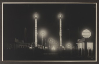 Vilnius Illuminated. Northern Fair, photographed by Edmund and Boleslawa Zdanowscy, Vilnius