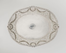 Openwork fruit basket by Harris, CS & Sons London; goldsmith's firm; fl. 1817–1933 and Charles