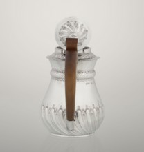 Coffee pot by John Septimus Beresford London; goldsmith; active 1880–1889. Pear-shaped jug,