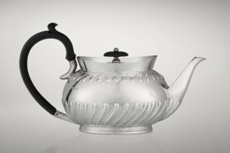 Teapot by Goldsmiths & Silversmiths Co Ltd London; makers Gibson, William & Langman, John