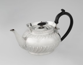 Teapot by Goldsmiths & Silversmiths Co Ltd London; makers William Gibson & John Langman goldsmiths.