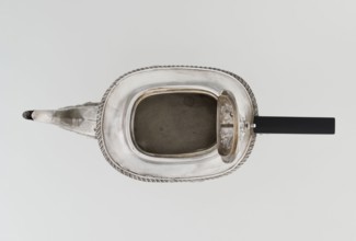 Teapot by Henry Moreton fl. 1899–1930s, factory owner and goldsmith; neo-Rococo style, silver,