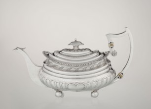 Teapot by George McHattie fl. 1799–ca. 1825, English Regency style, 1819–1820, Edinburgh, Scotland.