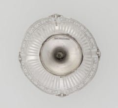 Openwork bowl by Mappin & Webb Ltd goldsmith, silversmith, sellers; fl. 1859-. Bowl on a circular