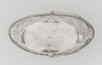 Bread basket by Mau, Hainrich fl. early 20th century and Hutton & Sons Ltd goldsmith and