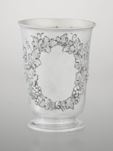 Conical mug by Edward Barnard & Sons Ltd, English goldsmiths fl. ca. 1680–, silver conical mug on a