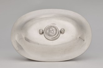 Vase with cover and platter; maker: Marcin Holke fl. ca. 1765–ca. 1792, goldsmith. Tableware