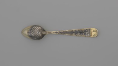 Tea spoon by Buszkowskij, Fedor Klimov fl. 1795–1834, goldsmith; decorative gilded spoon with an