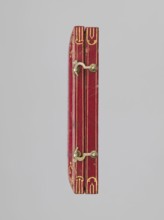 Rectangular key case with a hinged lid and two clasp hooks. Trimmed with red leather, with gilded