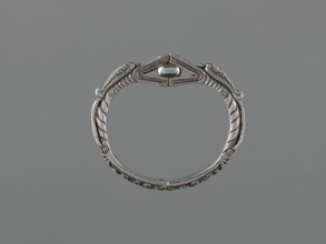 Bracelet, scrap-purchase provenance; Chinese/Mongolian body ornament hand ornament, jewelry, 19th