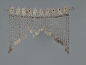 Necklace, 19th century, Middle East, Islamic art; pendants, body and garment ornament, female