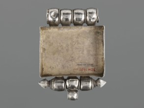 Ga'u box fragment, maker, plant twig, jewelry; Himalayan/Tibetan Buddhist amulet; Tibetan culture;