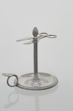 Scissor-shaped candlestick stoczek, Jan Radecki fl. 1815–1837, goldsmith. Candlestick for a thin