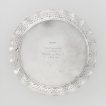 Circular tray, scrap, ca. 1908, England, Birmingham; dish; diameter 32 cm; weight 722 g, A round