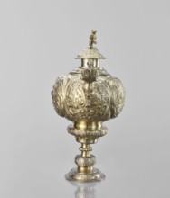 Water tincture, Schweiger, Matthias fl. ca. 1623–1635 goldsmith, herms decorative elements, lions,