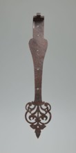 Chest hinge, paired strap hinge for a chest in the shape of a clock hand — one end rolled into a