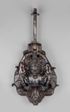 Renaissance door knocker with the Medici coat of arms, Renaissance style. Bronze door knocker with