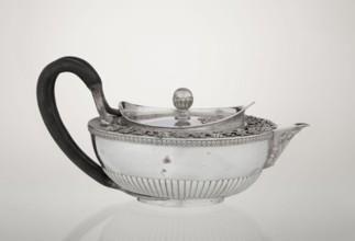 Teapot, Rundell Bridge & Rundell fl. ca. 1788–1845 goldsmith's firm; Scott, Digby & Smith, Benjamin