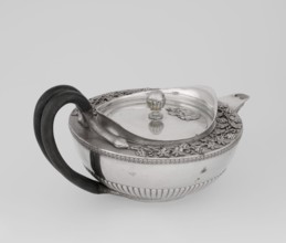 Teapot, Rundell Bridge & Rundell fl. ca. 1788–1845 goldsmith's firm; Scott, Digby & Smith, Benjamin
