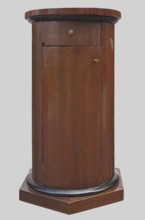 Cabinet-pedestal, message provenance, columns architectural motif, classicism and empire styles,