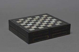 Chess, mill and backgammon box;, games; flower vases; chess; ; plant decoration; baroque style;