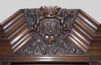 Wardrobe, putti, Baroque style, coats of arms, plant decoration, lion masks, personifications of