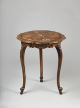 Table, rococo style with shell ornament, plant decorations, ROUND neo-rococo table, carved and