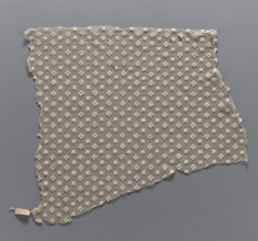 Lace fragment, in a regular projective ornament with three motifs: a square, a quatrefoil, and four