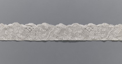 Lace fragment, floral ornaments, Binche lace, Henryków German: Heinrichau, lace, ca. mid-18th