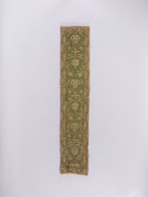 Chasuble column, embroidery on light green satin fabric bordered with pink-salmon fabric;