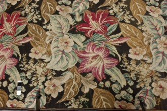 Kilim, Repossession provenance. Flowers; decorative fabrics; modernism style. Manor and home