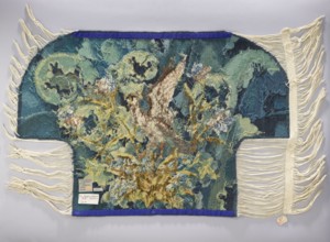Tapestry coverings, repossession provenance. Subject: leaves, birds, fabrics, borders, interior
