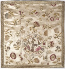 Velum made of three fragments of white cream satin, embroidered. Below half the height in a