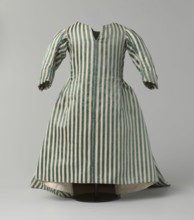 Children's dress, 18th/19th century, Silesia. Made of satin with green and cream stripes. Fitted at