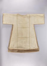 Dalmatic, dalmatic, flowers, leaves, liturgical vestments, plant ornaments, church paraments,