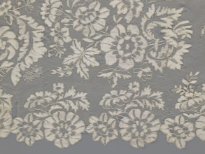 Shawl, shawl; 19th century, Europe; clothing accessory for women; lace with serrated edges;