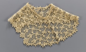 Pair of cuffs, ca. 19th century, Europe; lace cuffs with plant ornament decoration; fashion