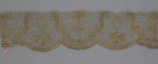 Lace fragment by Kublicki Piottuch, Alfred 1861–1945. The lace strip is finished with flat, arched