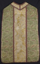 Chasuble, plant ornaments, lace ornaments, patterned fabrics, liturgical fabrics, liturgical