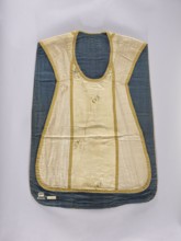 Chasuble, Liturgical vestment made in the 2nd half of the 18th century. Constructed of three types