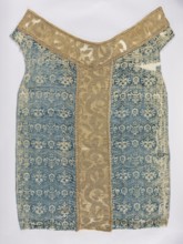 Chasuble, liturgical vestment. Genoese velvet, patterned, convex, with a regularly repeating motif