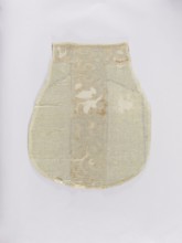 Chasuble, liturgical vestment. Genoese velvet chasuble, patterned, convex, with a regularly