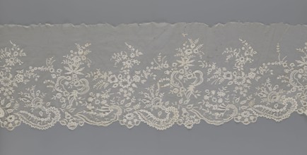 Lace fragment — shuttlecock;, needle lace and bobbin lace; shuttlecocks; tiny spiders — needlework