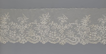 Lace fragment - shuttlecock;, Fashion accessory; needle lace and bobbin lace; shuttlecocks; tiny