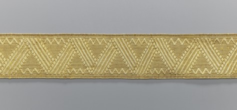 Gallon, origin unknown, galloons haberdashery, geometric ornaments, smaller snake pattern at the