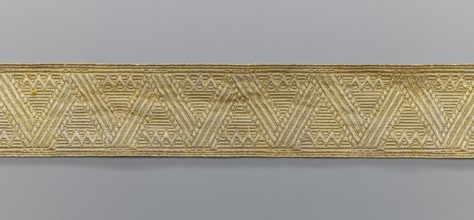 Gallon, galloons haberdashery, provenance unknown, geometric ornaments, smaller snake pattern at